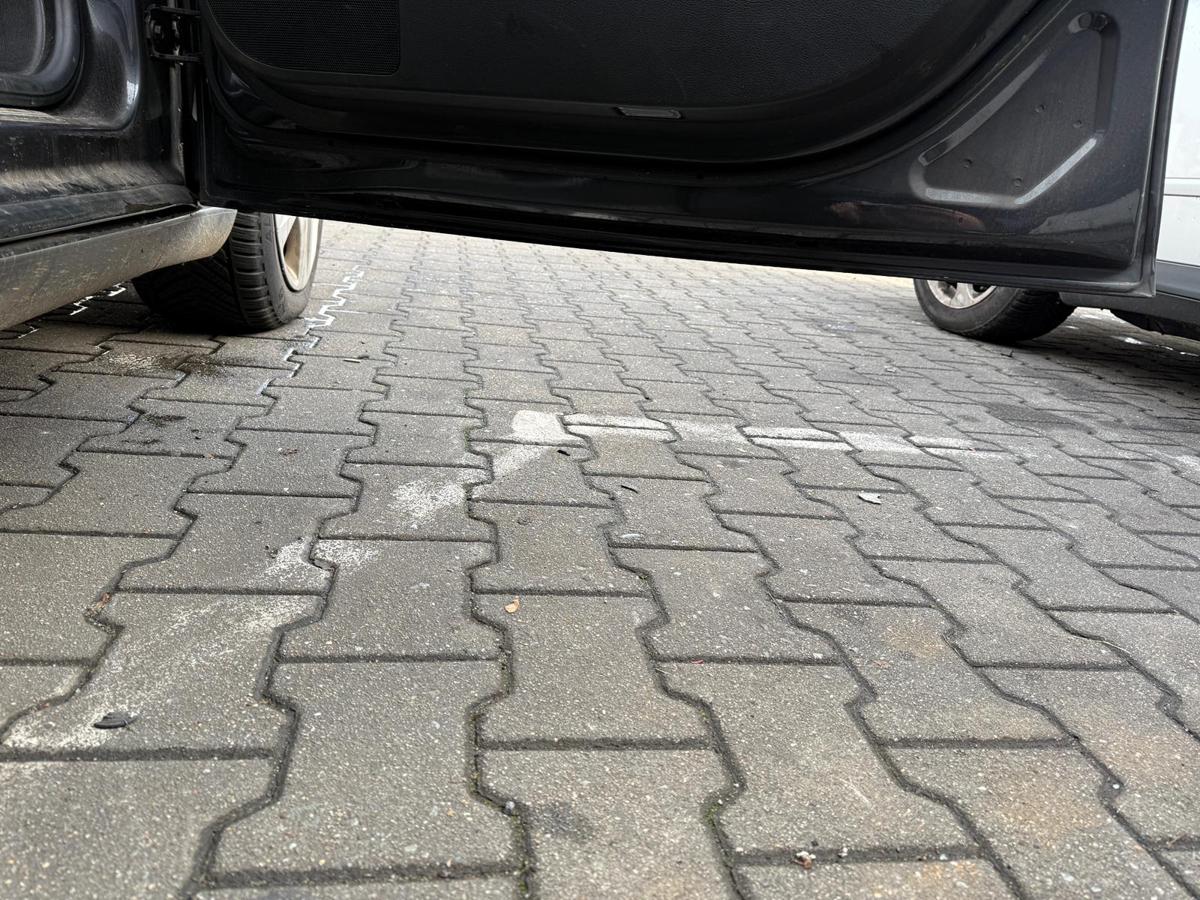 Opel Insignia A original Tür vorn rechts Z177 Karbongrau Metallic Rohbau BJ11